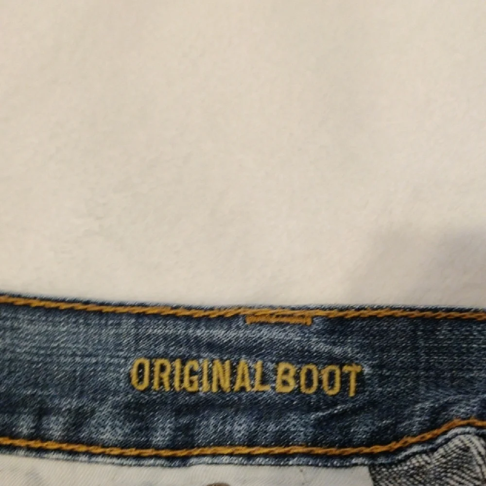 American Eagle Outfitters Men's Straight Blue Jeans
